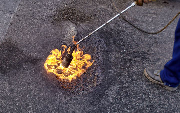 Achaphubuil flat roofing repairs